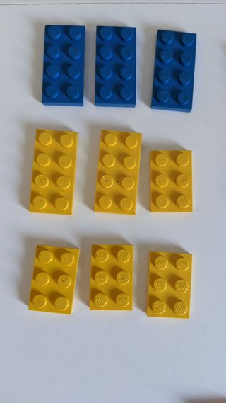 Lotto Pezzi LEGO Blu Gialli Rossi Neri Trasparenti