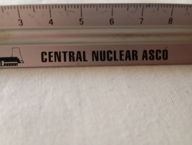 Regla triangular CN Ascó