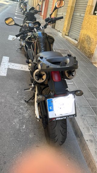 Yamaha MT-03, año 2006. 660cc con ITV en vigor