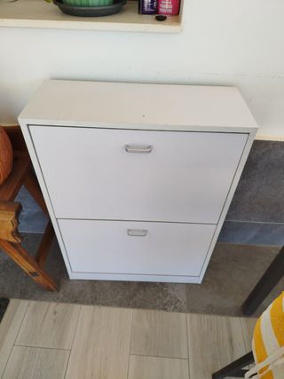 scarpiera in legno bianco