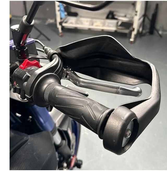 Guardamanos Yamaha MT-07