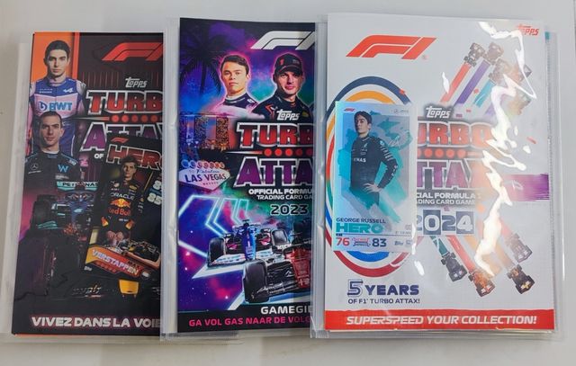 3 Álbuns Turbo Attax Completos (Básicas) 22/23/24