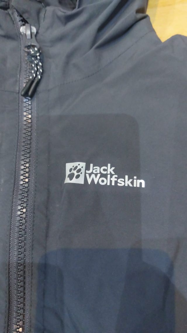 Abrigo infantil Jack Wolfskin talla 92