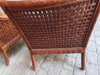 Pareja de sillones coloniales de ratán