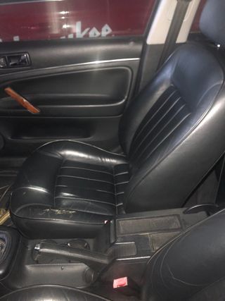 Volkswagen Passat V8 automatico