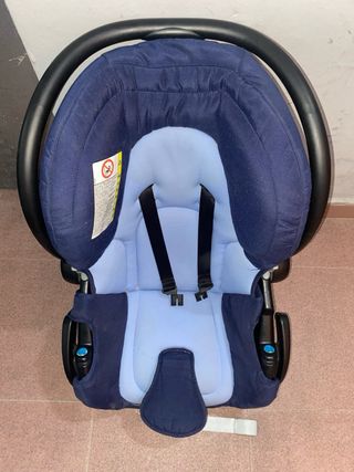 Maxi-cosi para bebé color azul