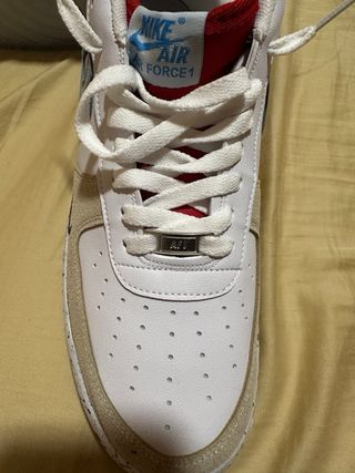 Nike Air Force 1 Los Angeles.