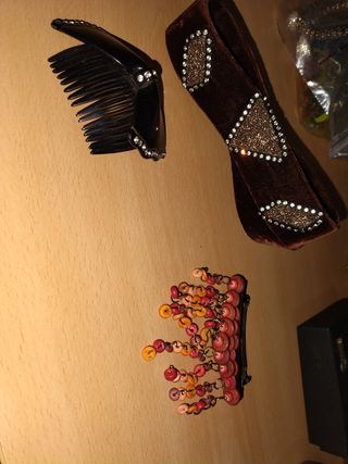 Set accessori capelli: pettine e fascia