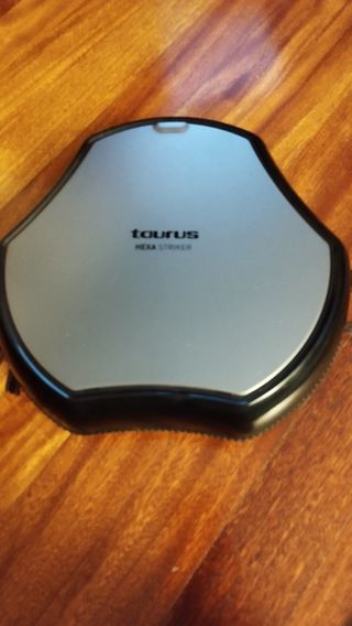 Aspiradora Taurus Hexa Striker