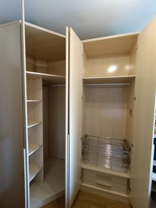 Armadio ad angolo + armadio a 2 ante