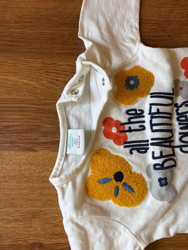 vaquero y camiseta conjunto
nuevo 1 uso