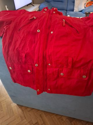 Parka de entretiempo roja