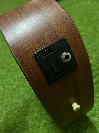 Guitarra electroacustica Martin Little LXME