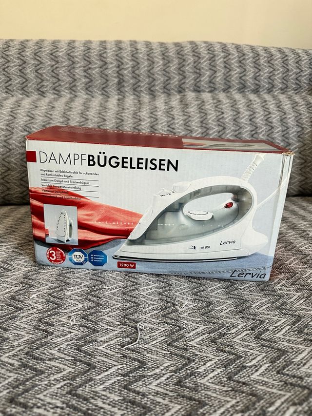 Ferro de engomar Lervia 1200W