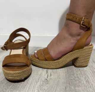 Sandalias Bershka Marrones