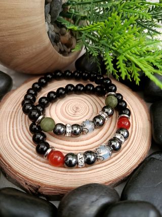 Pulseras elásticas con piedras