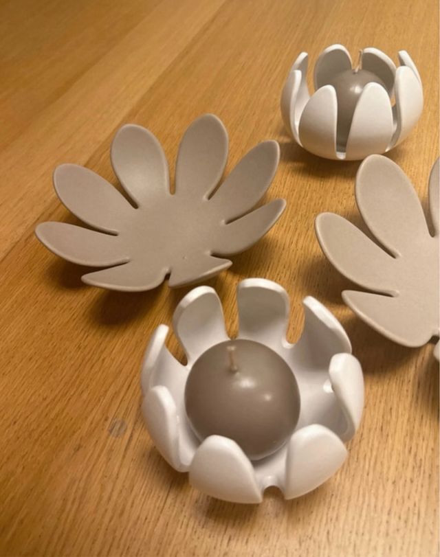 Juego de 2 portavelas. incluyen 2 velas