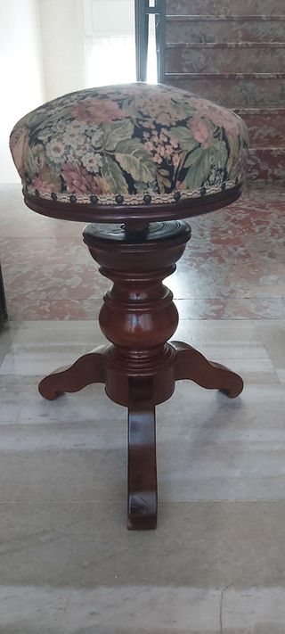 Sgabello da pianoforte vintage