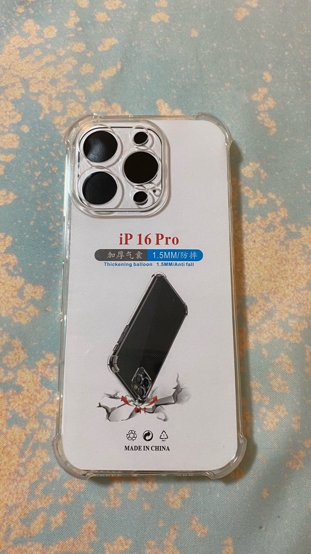 Funda para iPhone 16 Pro y protección de pantalla