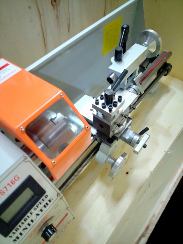 Torno de sobremesa VEVOR MX-S716G