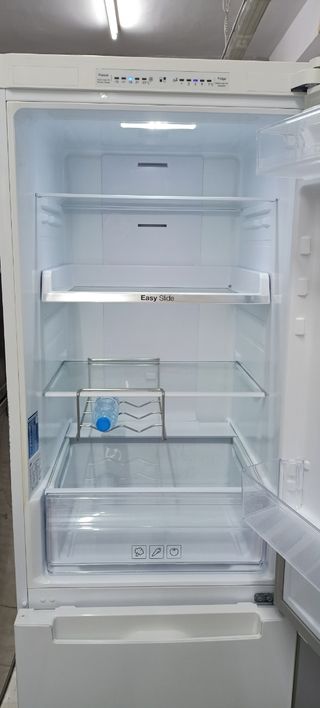 NEVERA COMBI SAMSUNG NO FROST ENERGÍA A+