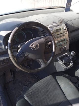 Toyota CorollaVerso 2005 para piezas