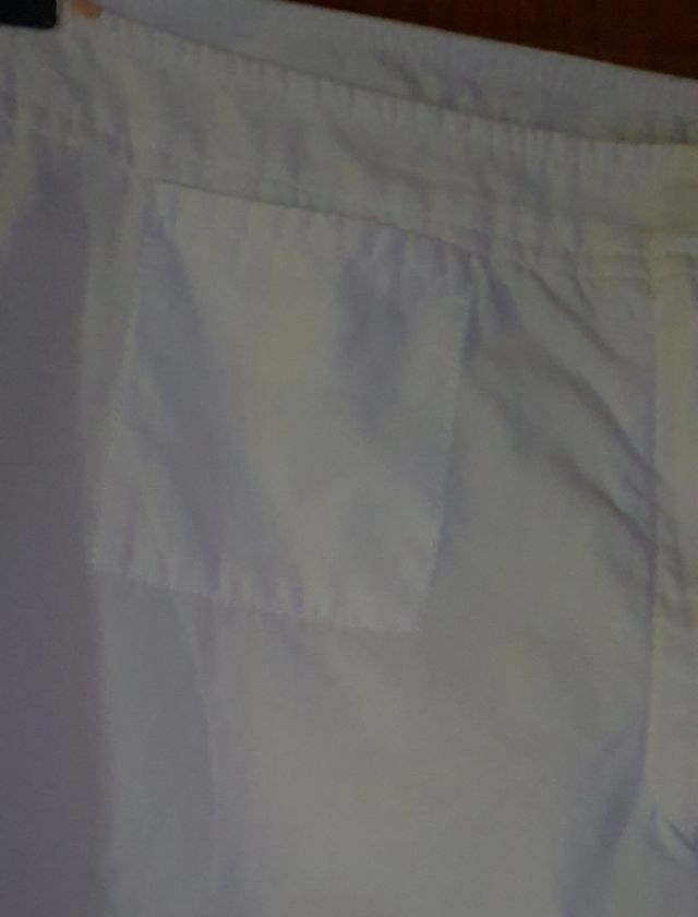 Pantalón veraniego blanco