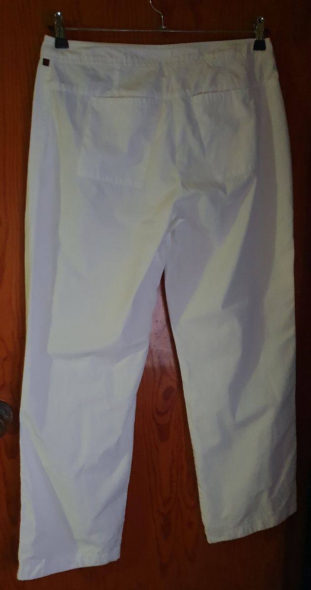 Pantalón veraniego blanco
