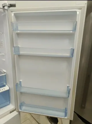 NEVERA COMBI HAIER NO FROST ENERGÍA A+