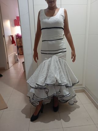 Traje Flamenca Gitana Sevillana