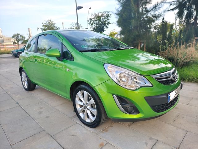 Opel Corsa 1.2 Automatico, Año 2012, Impecable