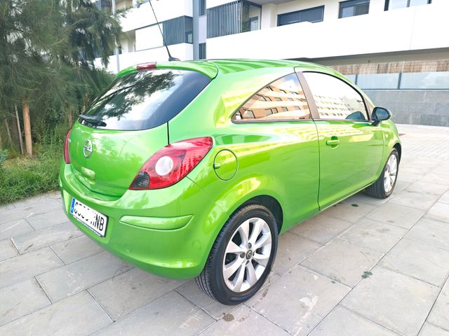 Opel Corsa 1.2 Automatico, Año 2012, Impecable