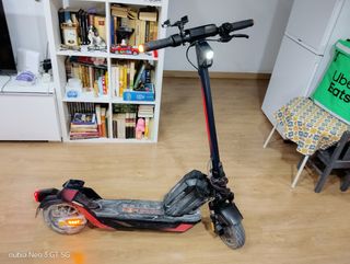 Patinete Eléctrico Red Bull Racing