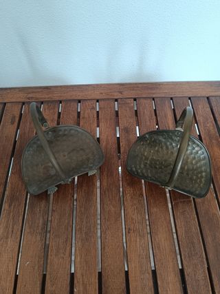 2 Cestos Decorativos Latão