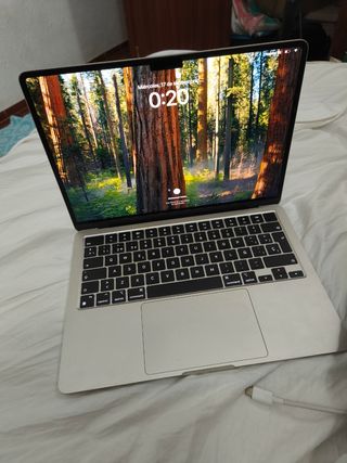 MacBook Air M3 Plata
