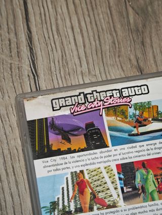 Pack Juegos PSP GTA Vice City + WWE SmackDown