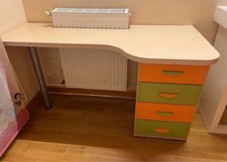 Escritorio infantil madera y metal