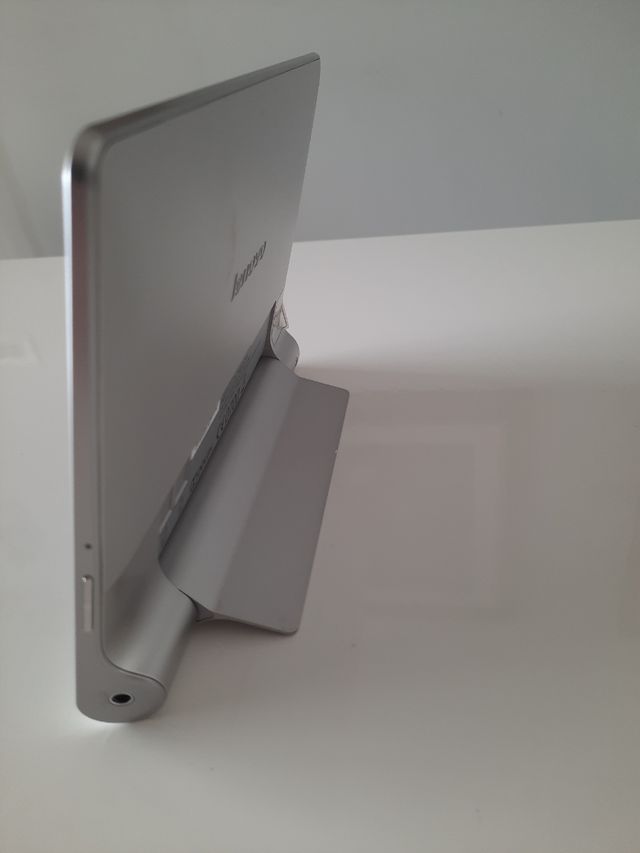 Lenovo Yoga Tab 8 - Argento