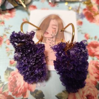 Pendientes Artesanos Flor Morada y Dorados.