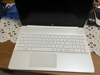 HP Laptop 15s-fq1142ns Blanco