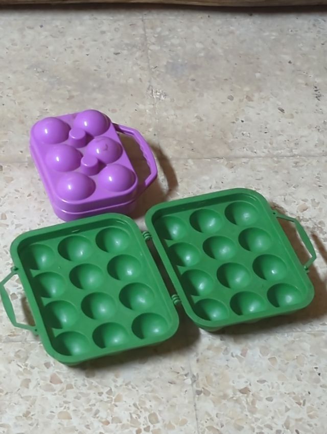 Antiguas Hueveras de plástico