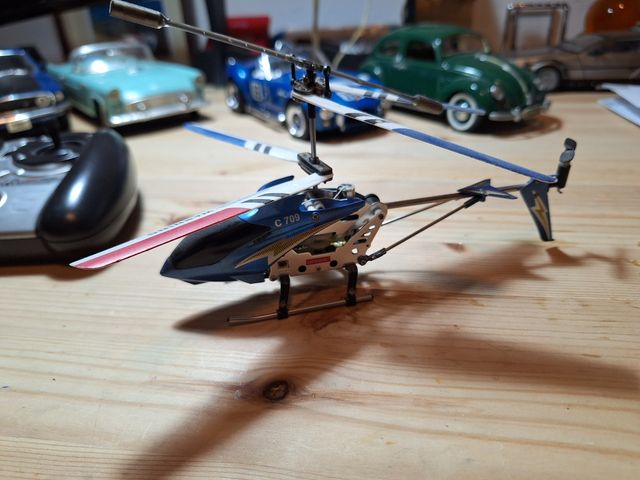 Helicóptero Radiocontrol Azul y Blanco
