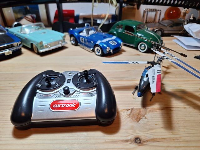 Helicóptero Radiocontrol Azul y Blanco