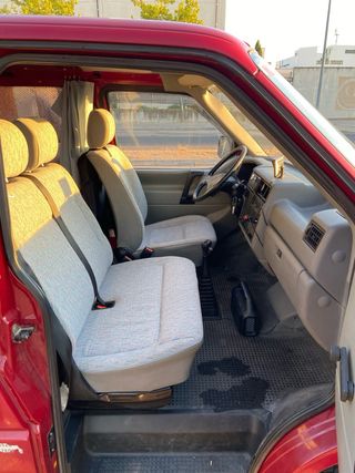 Volkswagen Transporter T4 2.4D 1992