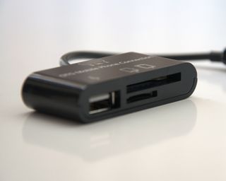 17.Lector Tarjetas SD/microSD 3 en 1