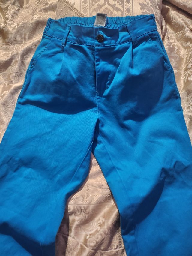 Jeans particolari colore azzurro