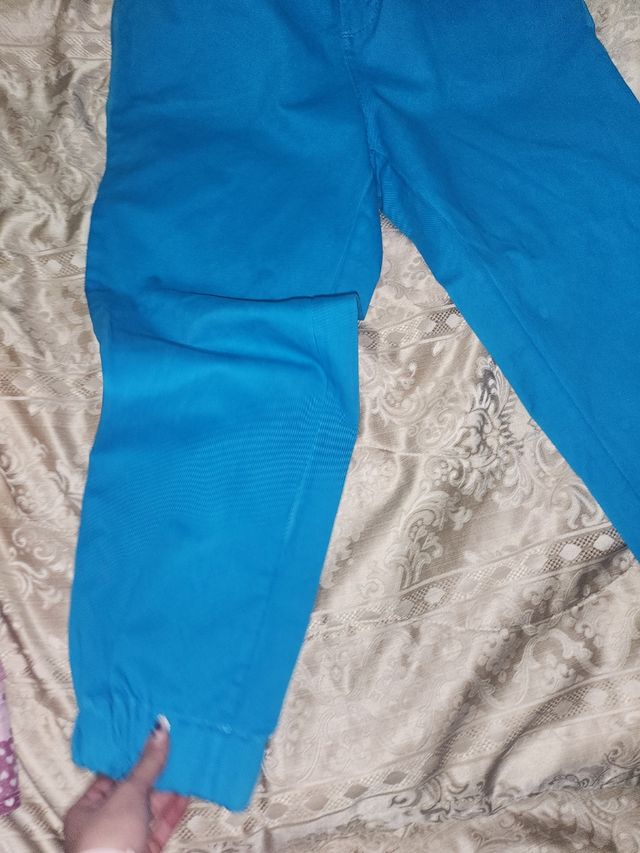 Jeans particolari colore azzurro