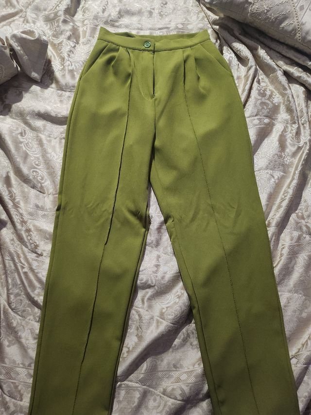 Pantalone donna verde oliva