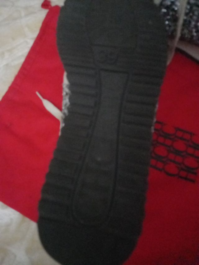 Zapatillas Carolina Herrera Glitter Plata y Rojo