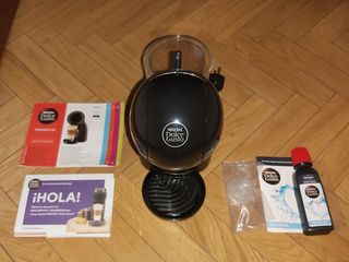 Cafetera de cápsulas Nescafé Dolce Gusto. 
